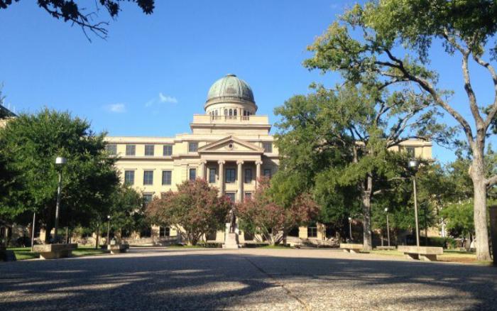 Top Veterinary Schools Near You Texas A&M University